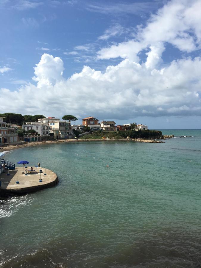 Mabell Guest House Civitavecchia Exterior foto